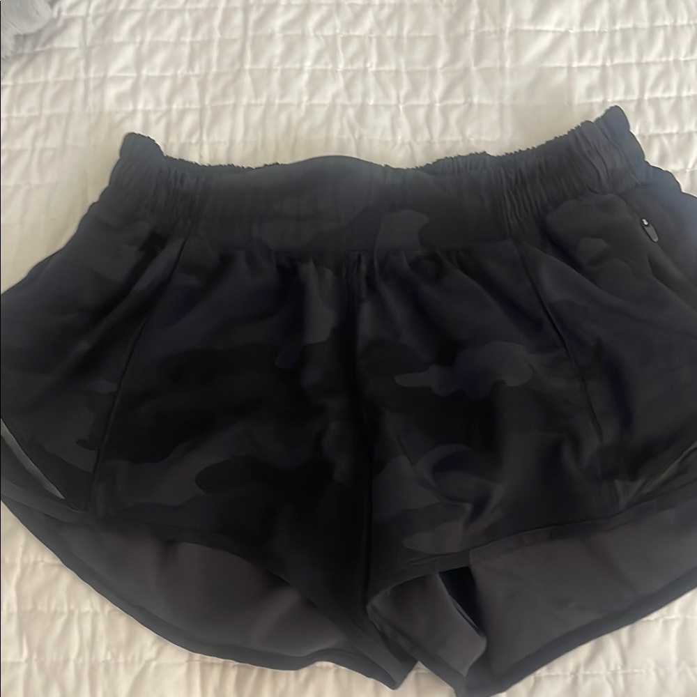 Lululemon Athletica Black Athletic Shorts Lightweight Elastic Waist
